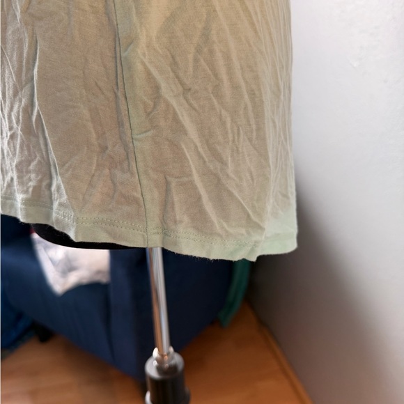 NWT!! 💚💗 LuLaRoe Mint Top with Coral Trim - Picture 7 of 8